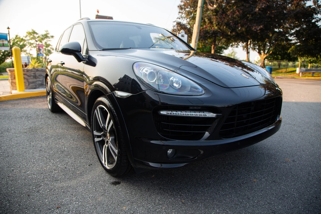 2014 Porsche 958 Cayenne Turbo - Image 18 of 31