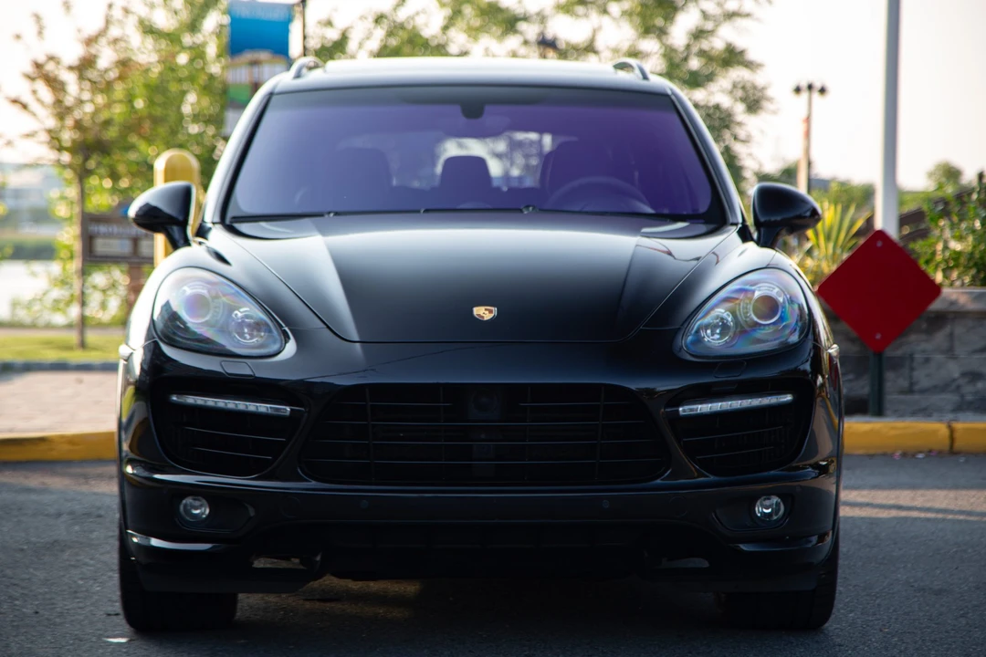 2014 Porsche 958 Cayenne Turbo - Image 15 of 31