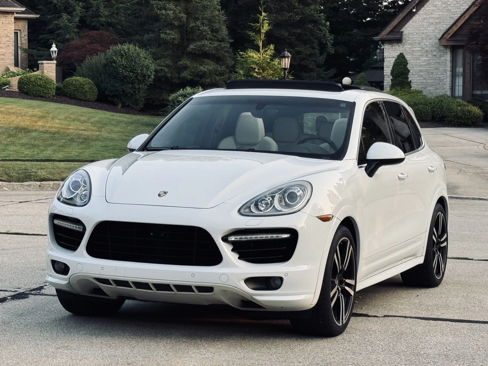 2014 Porsche 958 Cayenne Turbo - Image 29 of 31