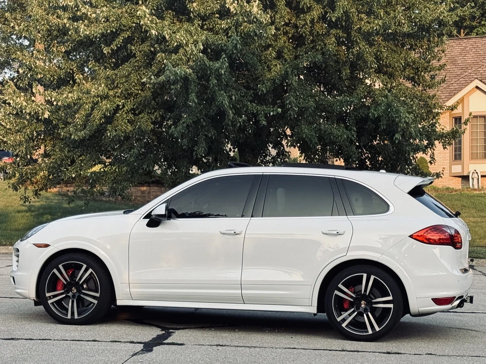 2014 Porsche 958 Cayenne Turbo - Image 22 of 31