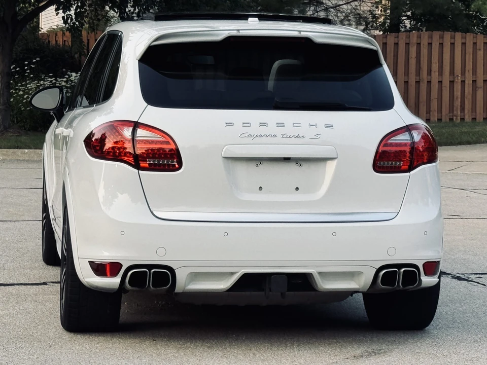 2014 Porsche 958 Cayenne Turbo - Image 16 of 31
