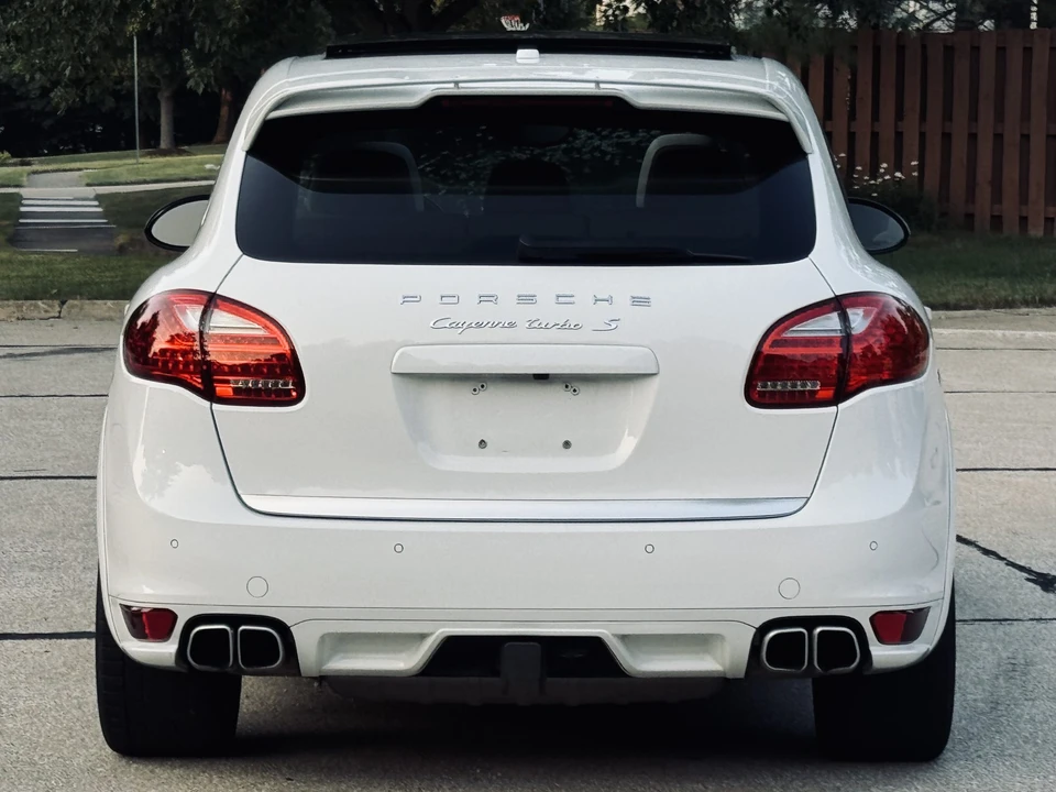 2014 Porsche 958 Cayenne Turbo - Image 15 of 31