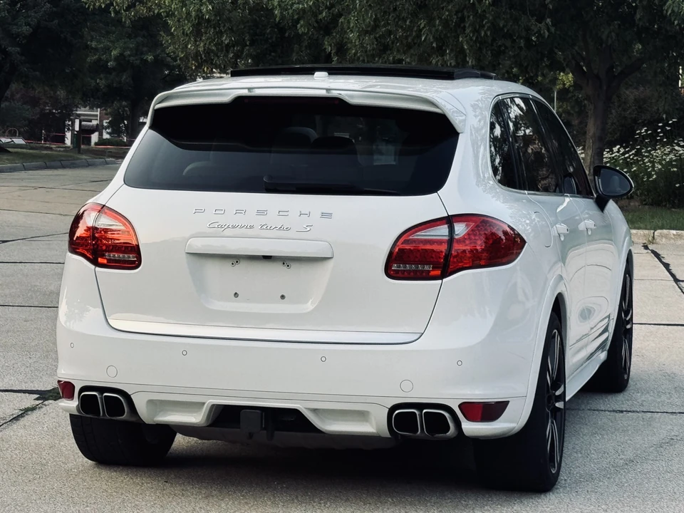 2014 Porsche 958 Cayenne Turbo - Image 14 of 31