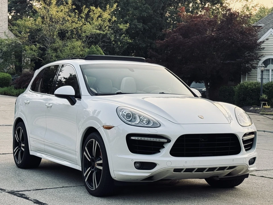 2014 Porsche 958 Cayenne Turbo - Image 4 of 31