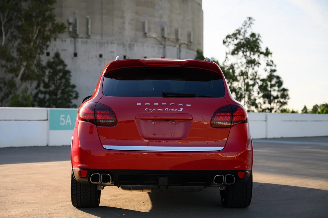 2014 Porsche 958 Cayenne Turbo S - Image 13 of 31