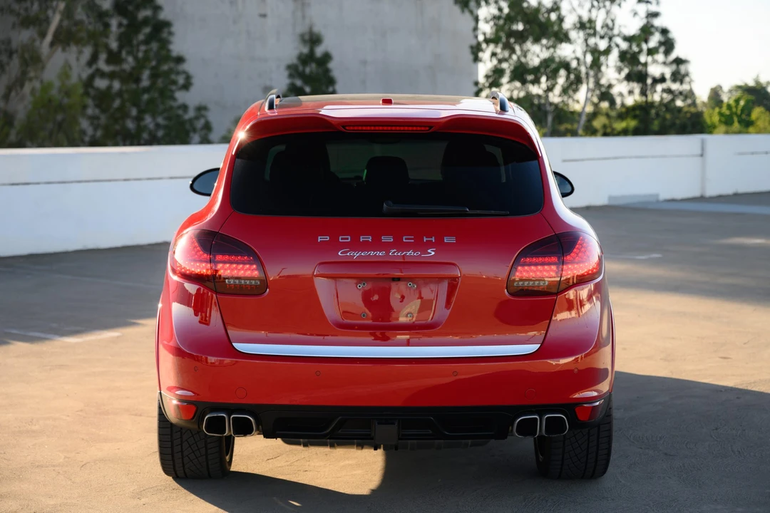 2014 Porsche 958 Cayenne Turbo S - Image 12 of 31