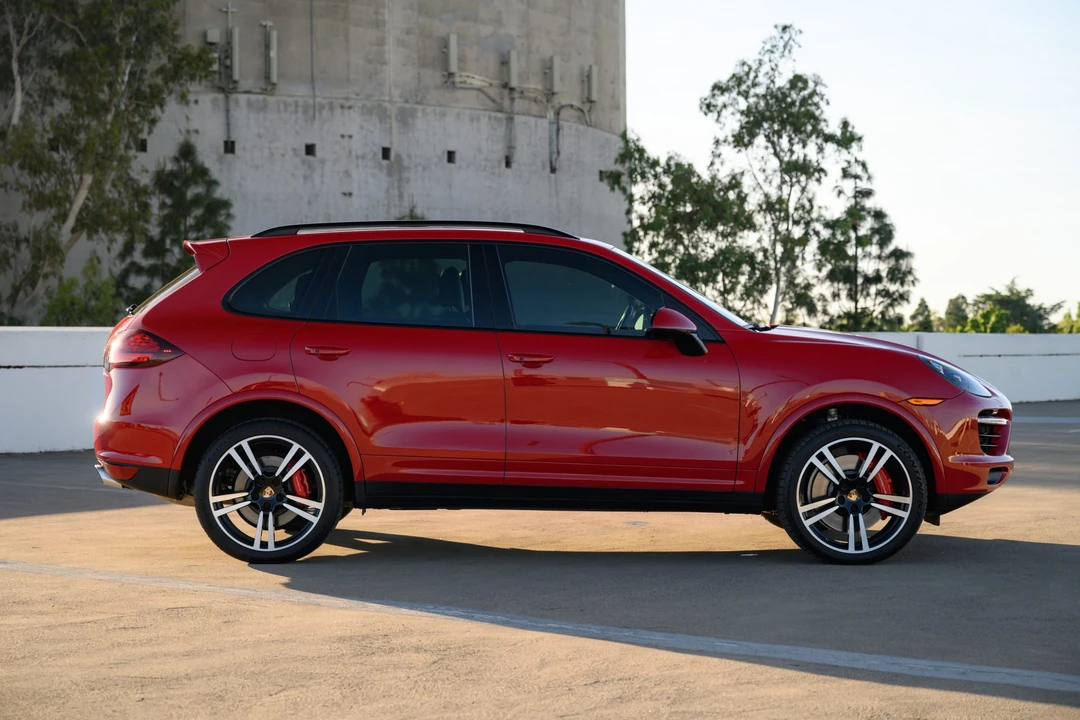 2014 Porsche 958 Cayenne Turbo S - Image 19 of 31