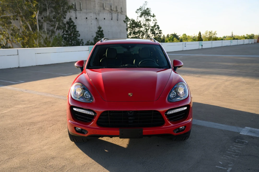 2014 Porsche 958 Cayenne Turbo S - Image 24 of 31