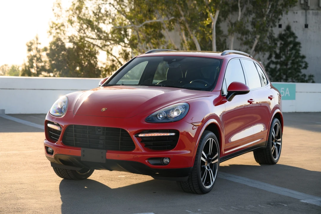 2014 Porsche 958 Cayenne Turbo S - Image 4 of 31