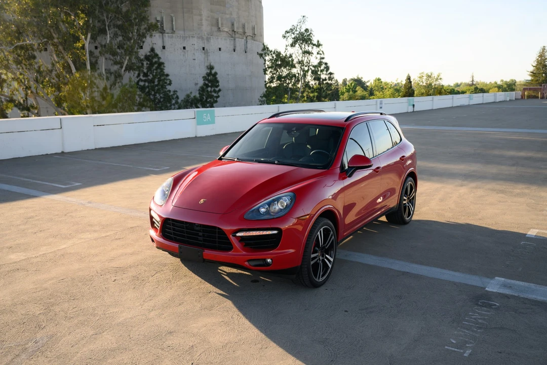2014 Porsche 958 Cayenne Turbo S - Image 3 of 31