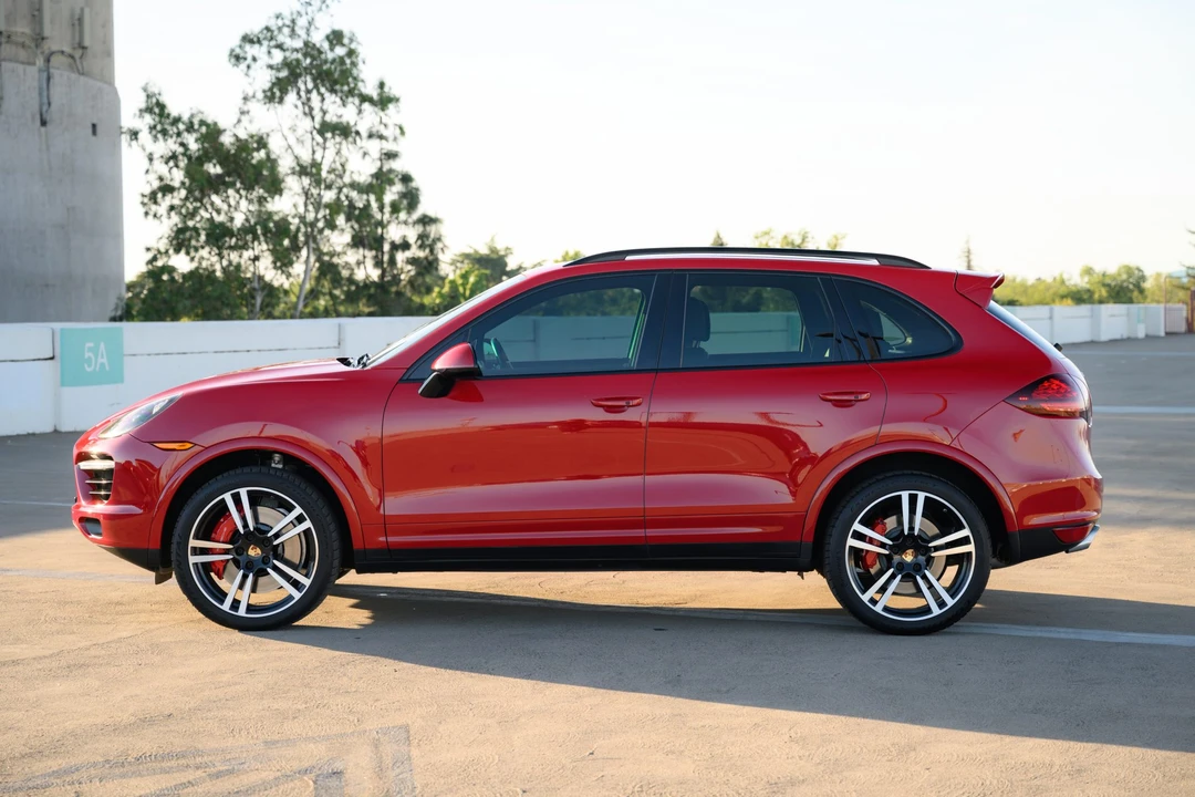 2014 Porsche 958 Cayenne Turbo S - Image 8 of 31