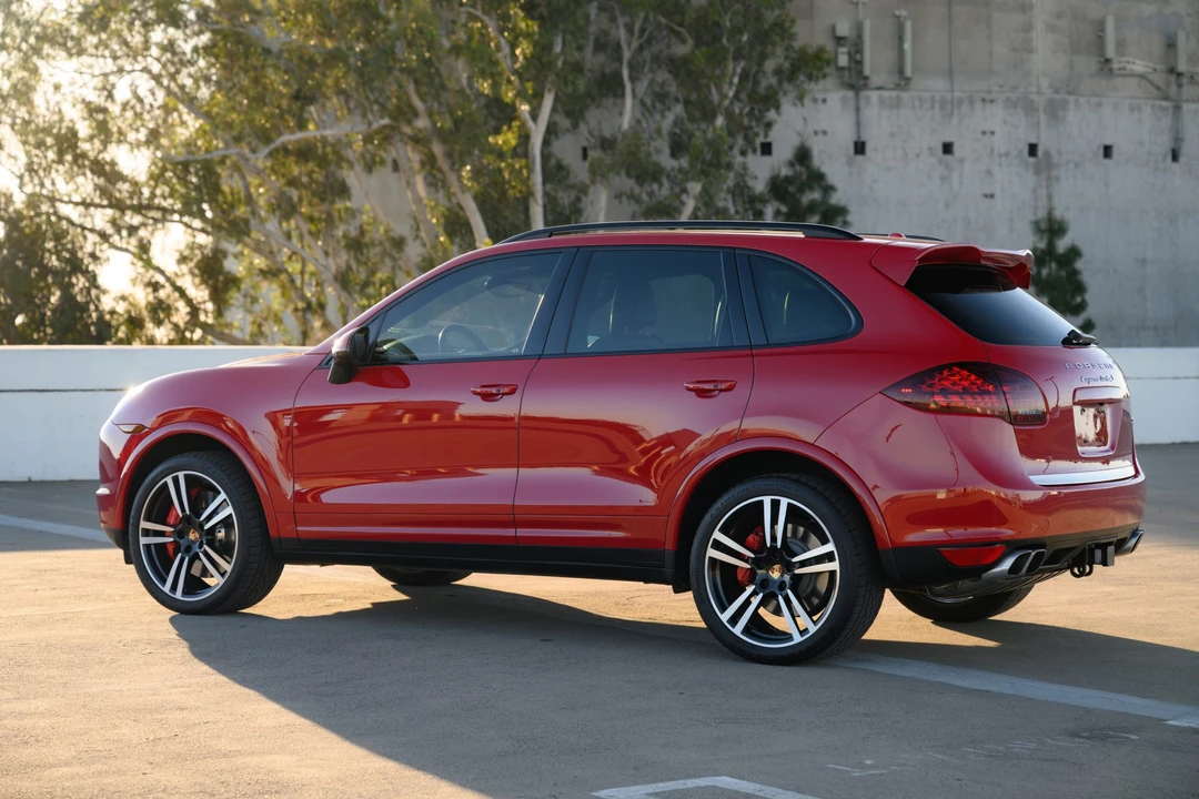2014 Porsche 958 Cayenne Turbo S - Image 11 of 31