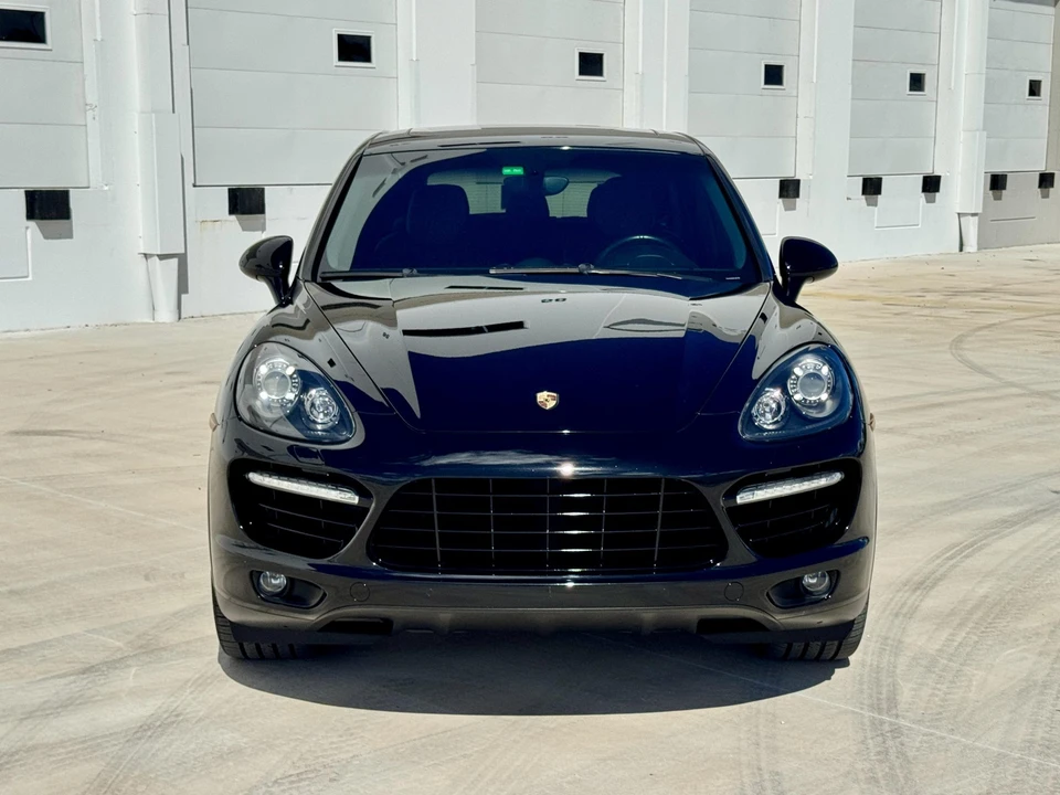 2014 Porsche 958 Cayenne Turbo - Image 27 of 31