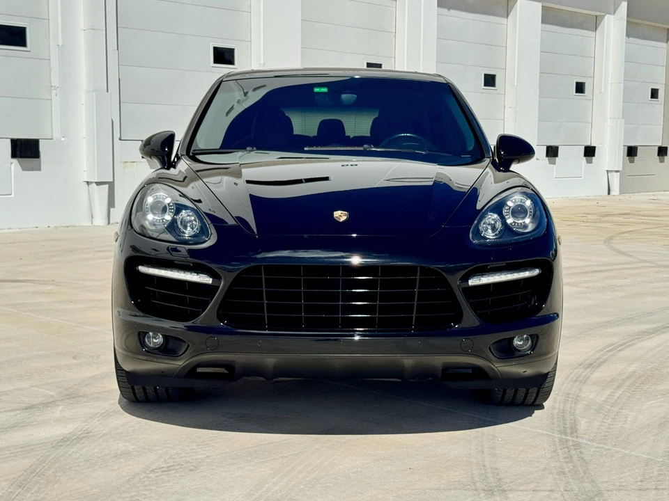 2014 Porsche 958 Cayenne Turbo - Image 28 of 31