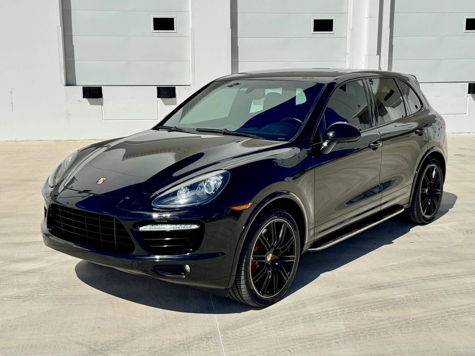 2014 Porsche 958 Cayenne Turbo - Image 24 of 31