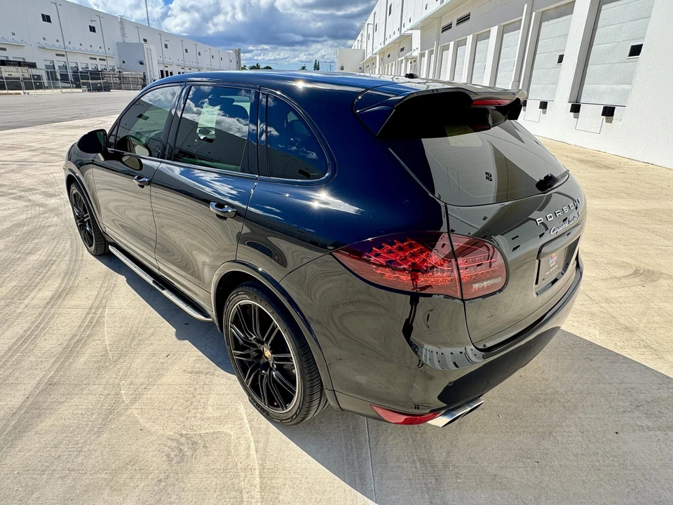 2014 Porsche 958 Cayenne Turbo - Image 18 of 31
