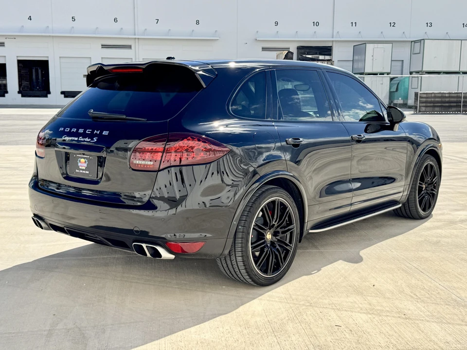 2014 Porsche 958 Cayenne Turbo - Image 9 of 31