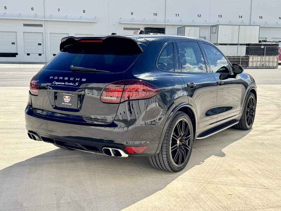 2014 Porsche 958 Cayenne Turbo - Image 11 of 31