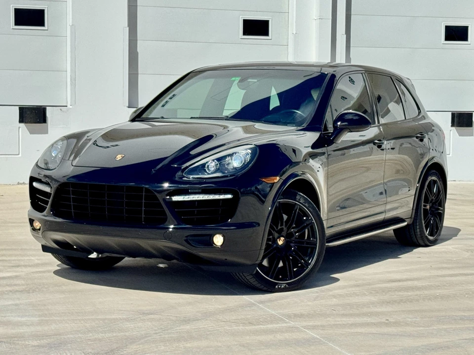 2014 Porsche 958 Cayenne Turbo - Image 25 of 31