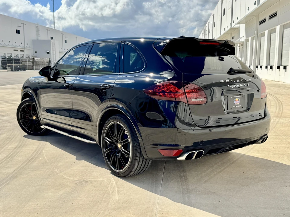 2014 Porsche 958 Cayenne Turbo - Image 19 of 31