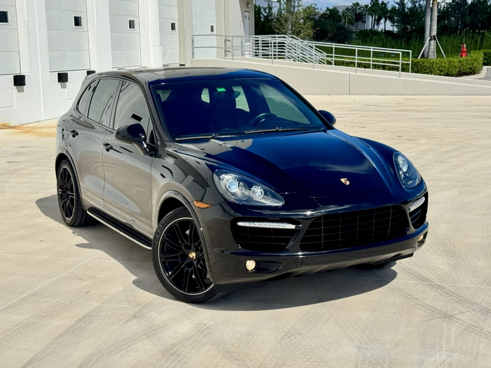 2014 Porsche 958 Cayenne Turbo - Image 3 of 31