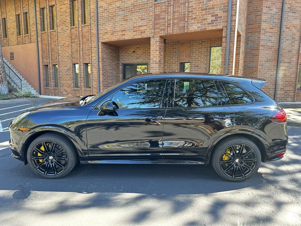 2014 Porsche 958 Cayenne Turbo - Image 13 of 31