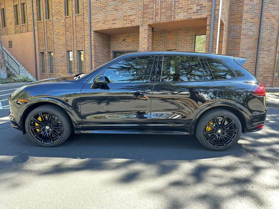 2014 Porsche 958 Cayenne Turbo - Image 11 of 31