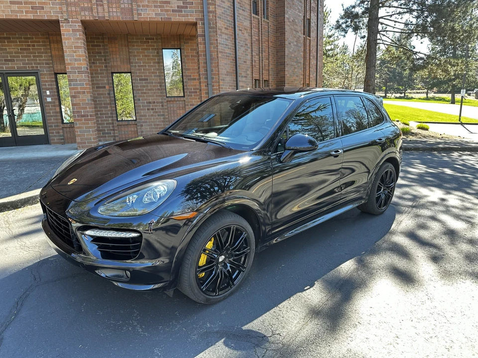 2014 Porsche 958 Cayenne Turbo - Image 5 of 31