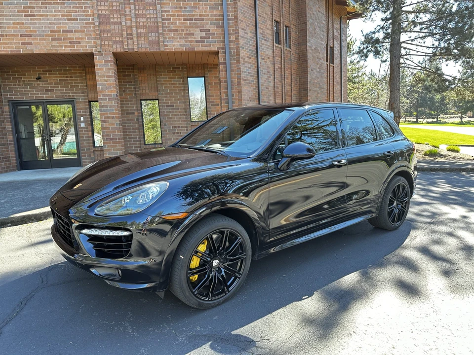 2014 Porsche 958 Cayenne Turbo - Image 8 of 31