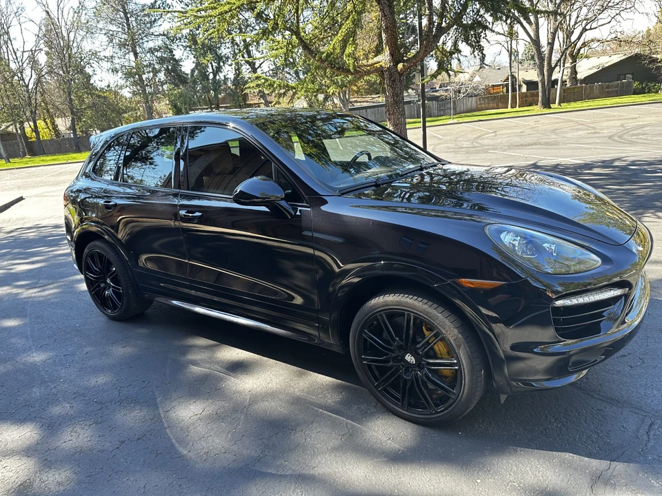 2014 Porsche 958 Cayenne Turbo - Image 27 of 31