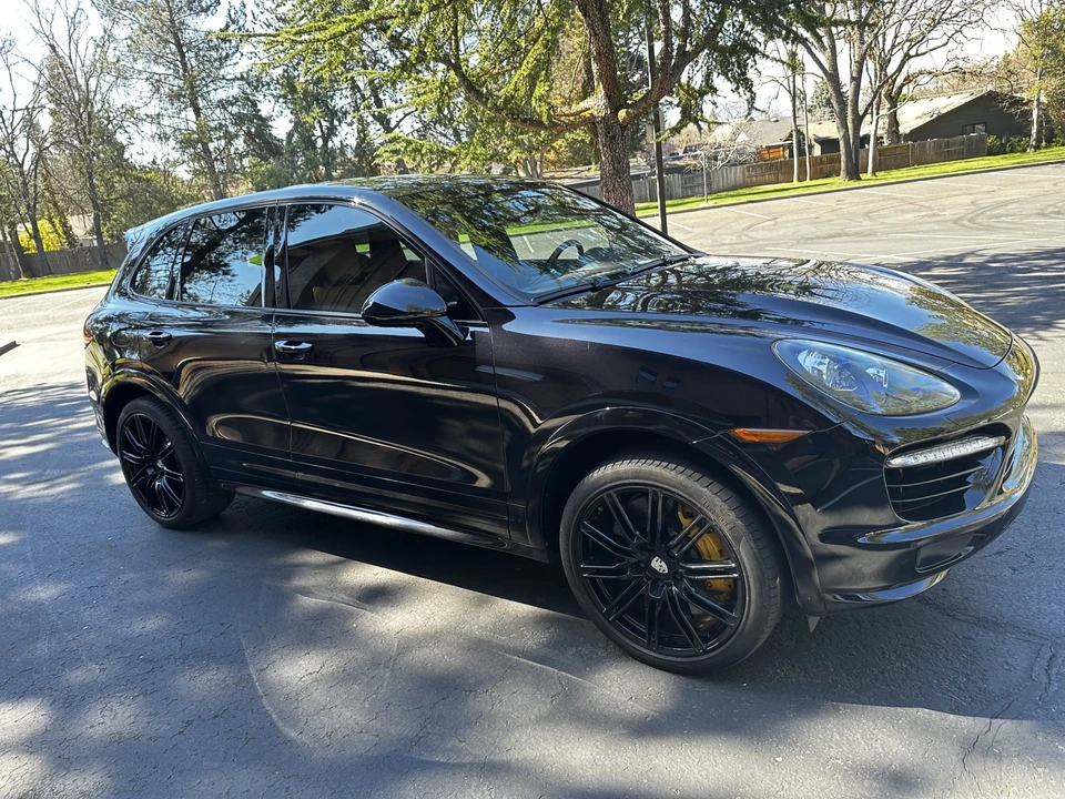 2014 Porsche 958 Cayenne Turbo - Image 28 of 31