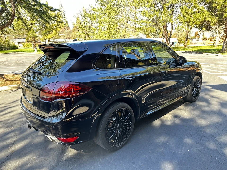 2014 Porsche 958 Cayenne Turbo - Image 22 of 31