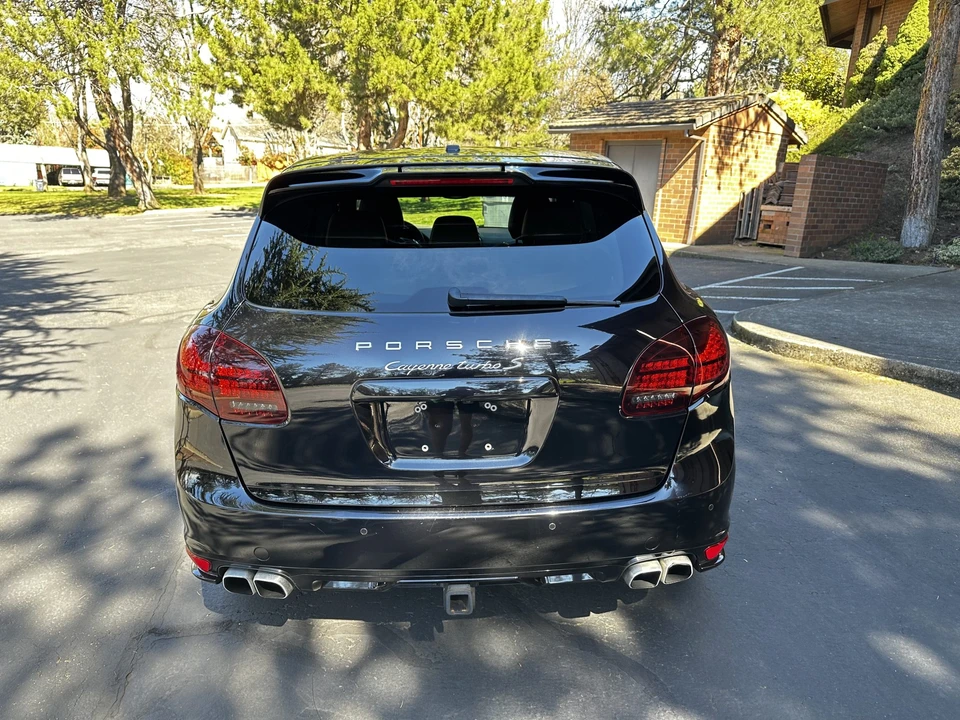 2014 Porsche 958 Cayenne Turbo - Image 18 of 31
