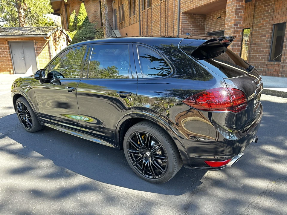2014 Porsche 958 Cayenne Turbo - Image 14 of 31