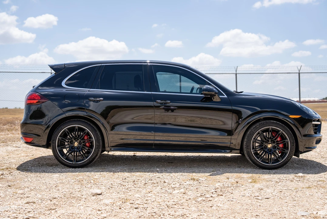 2014 Porsche 958 Cayenne Turbo - Image 12 of 31