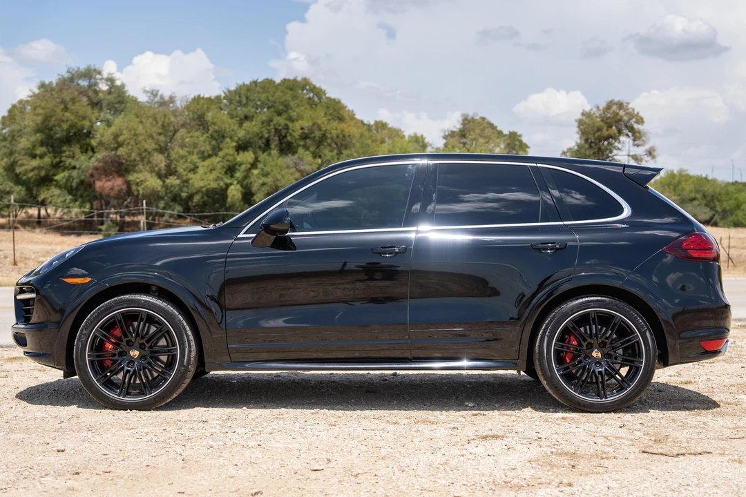 2014 Porsche 958 Cayenne Turbo - Image 3 of 31