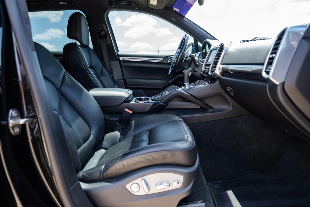 2014 Porsche 958 Cayenne Turbo - Image 31 of 31