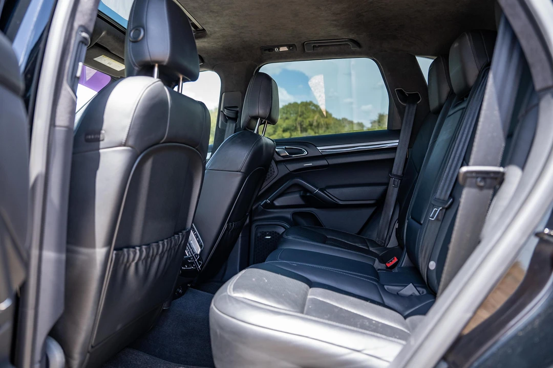 2014 Porsche 958 Cayenne Turbo - Image 26 of 31