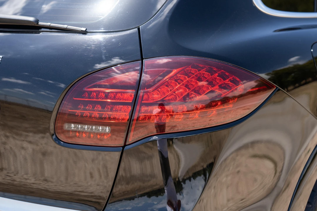 2014 Porsche 958 Cayenne Turbo - Image 19 of 31
