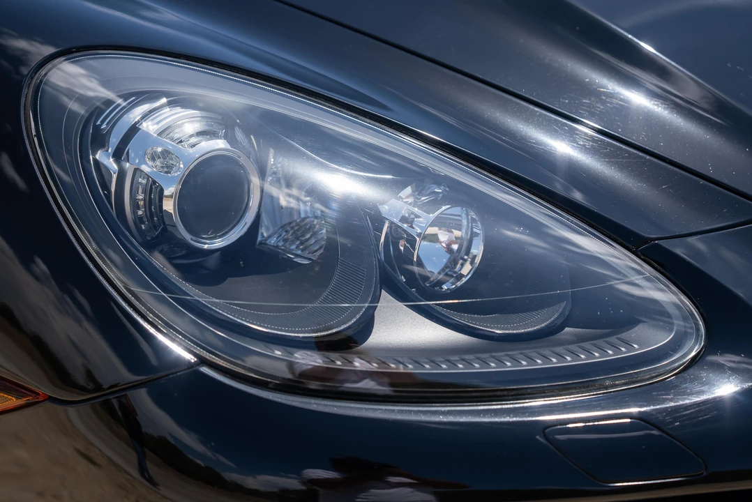 2014 Porsche 958 Cayenne Turbo - Image 16 of 31