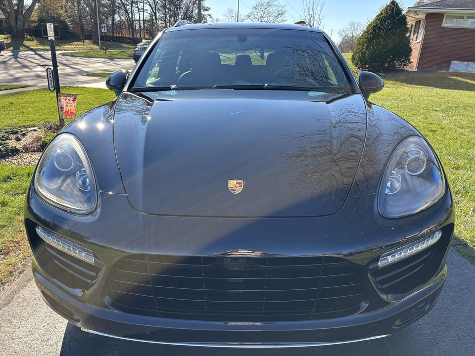 2014 Porsche 958 Cayenne Turbo - Image 10 of 31