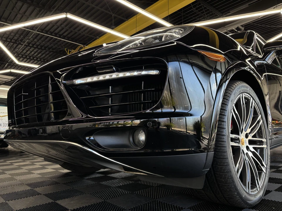 2014 Porsche 958 Cayenne Turbo - Image 21 of 31