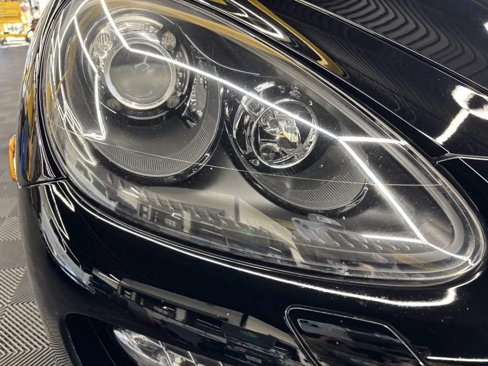 2014 Porsche 958 Cayenne Turbo - Image 18 of 31