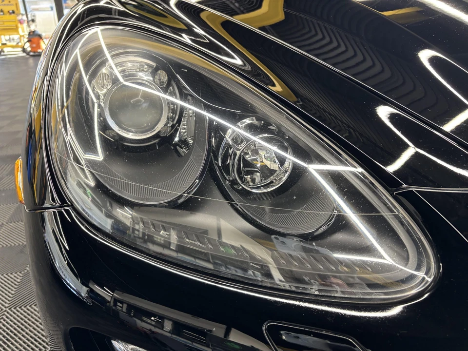 2014 Porsche 958 Cayenne Turbo - Image 17 of 31