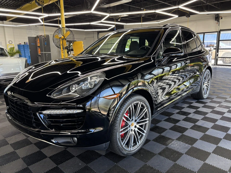 2014 Porsche 958 Cayenne Turbo - Image 12 of 31