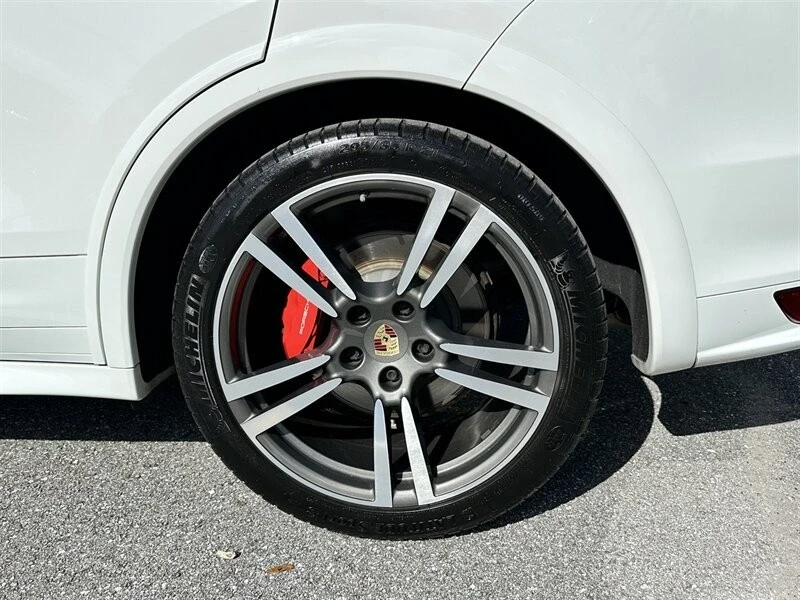 2014 Porsche 958 Cayenne Turbo - Image 11 of 12
