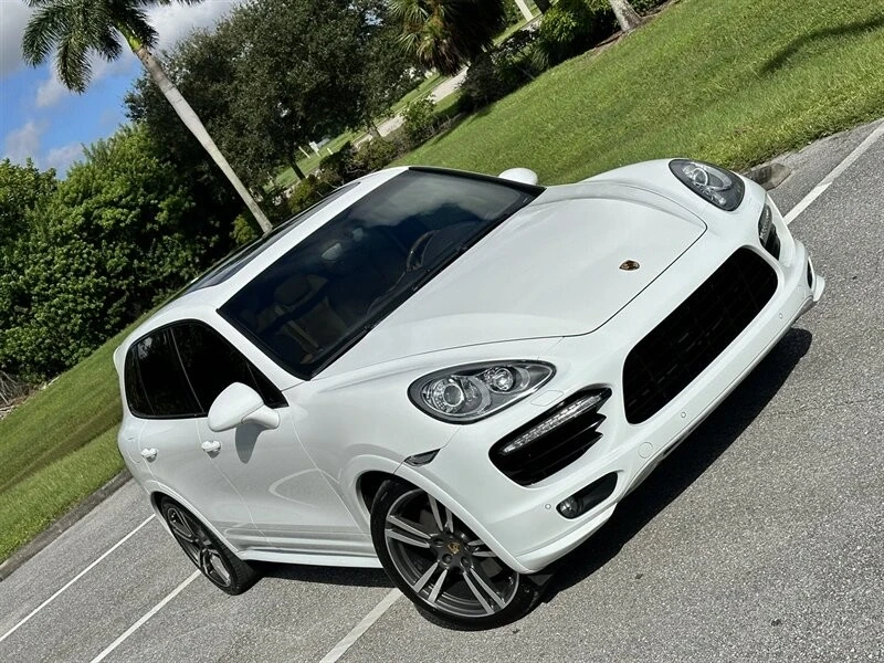 2014 Porsche 958 Cayenne Turbo - Image 2 of 12