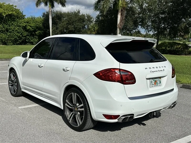 2014 Porsche 958 Cayenne Turbo - Image 4 of 12