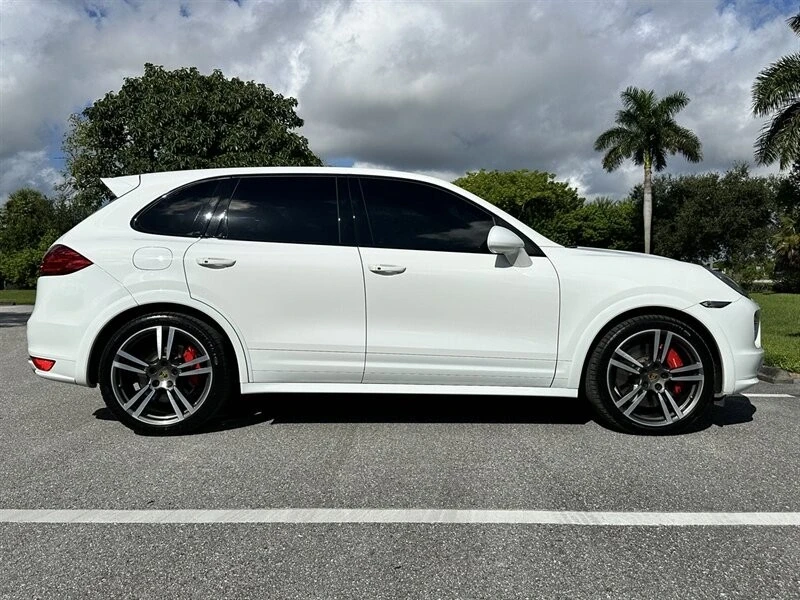 2014 Porsche 958 Cayenne Turbo - Image 3 of 12