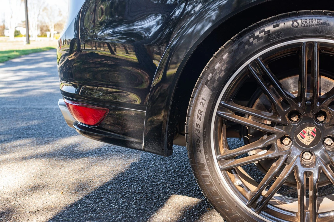 2014 Porsche 958 Cayenne Turbo - Image 29 of 31